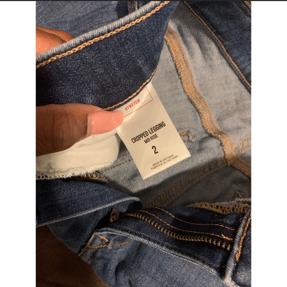 🔥🔥Express Mid rise cropped legging🔥🔥 - Picture 4 of 4